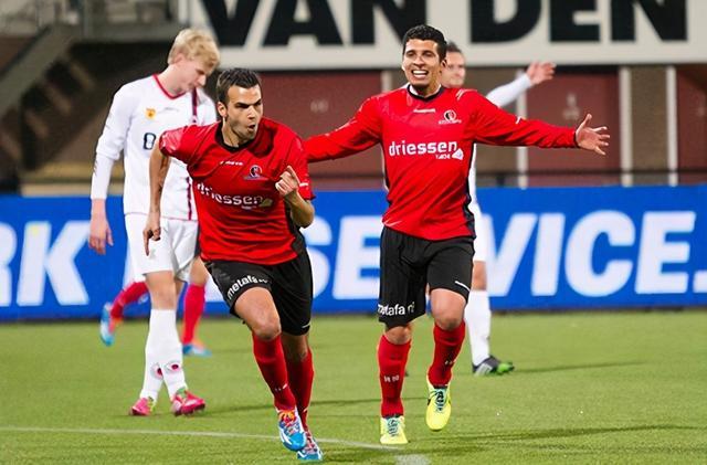 加强自己的 加强自己的